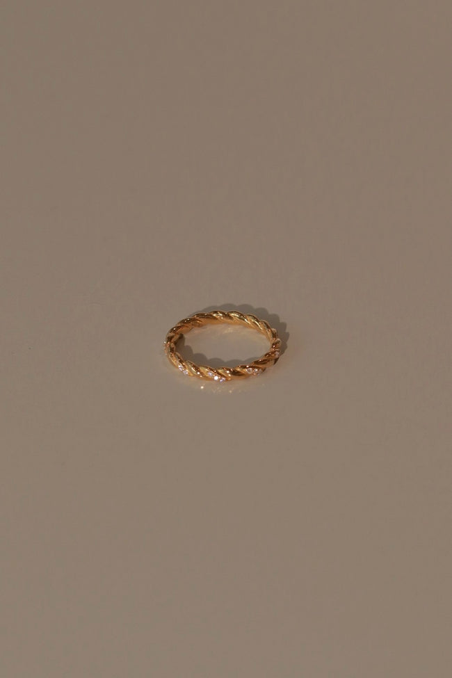 點鑽麻花 Hover Image